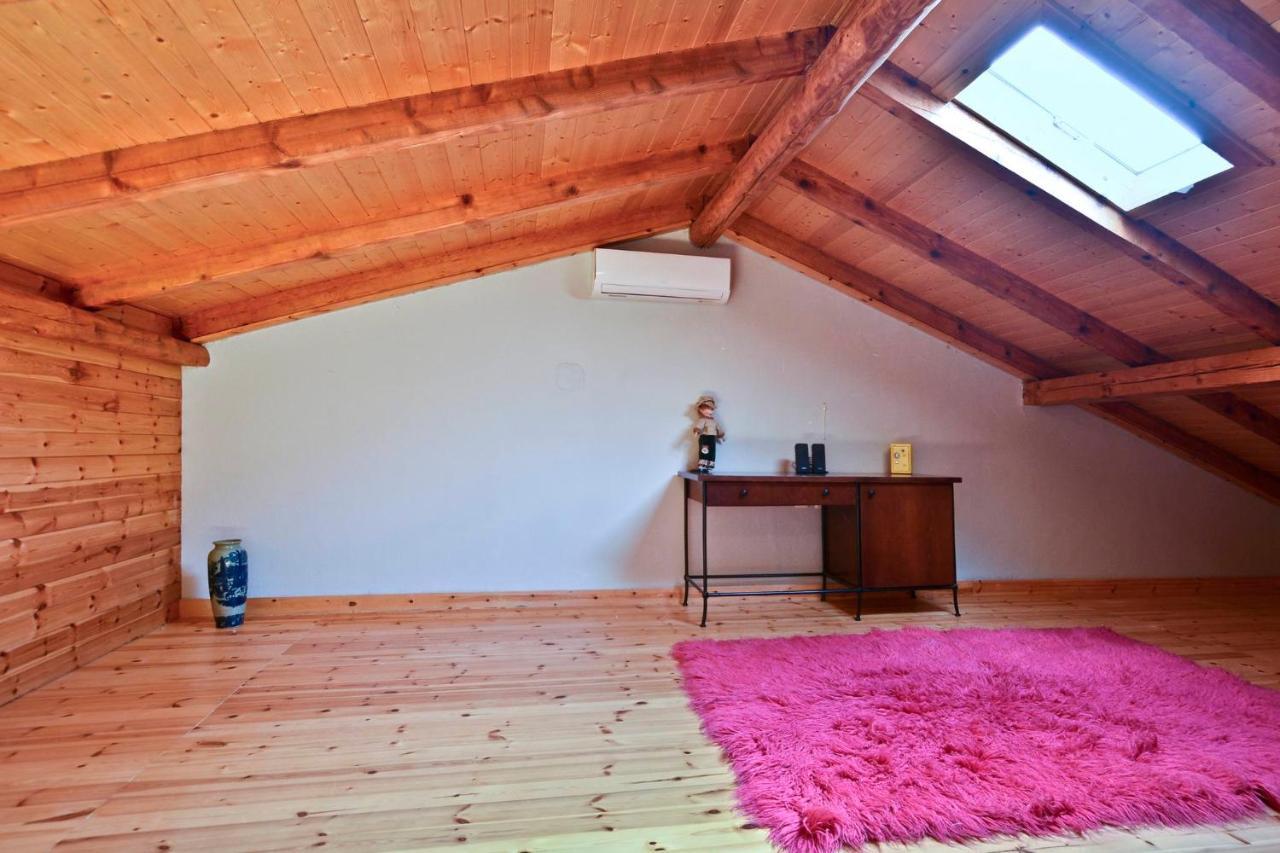 Sia'S Holiday Home Ágios Matthaíos Exteriör bild